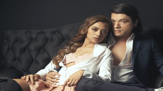 مشاهدة فيلم Doblado 2022 مترجم